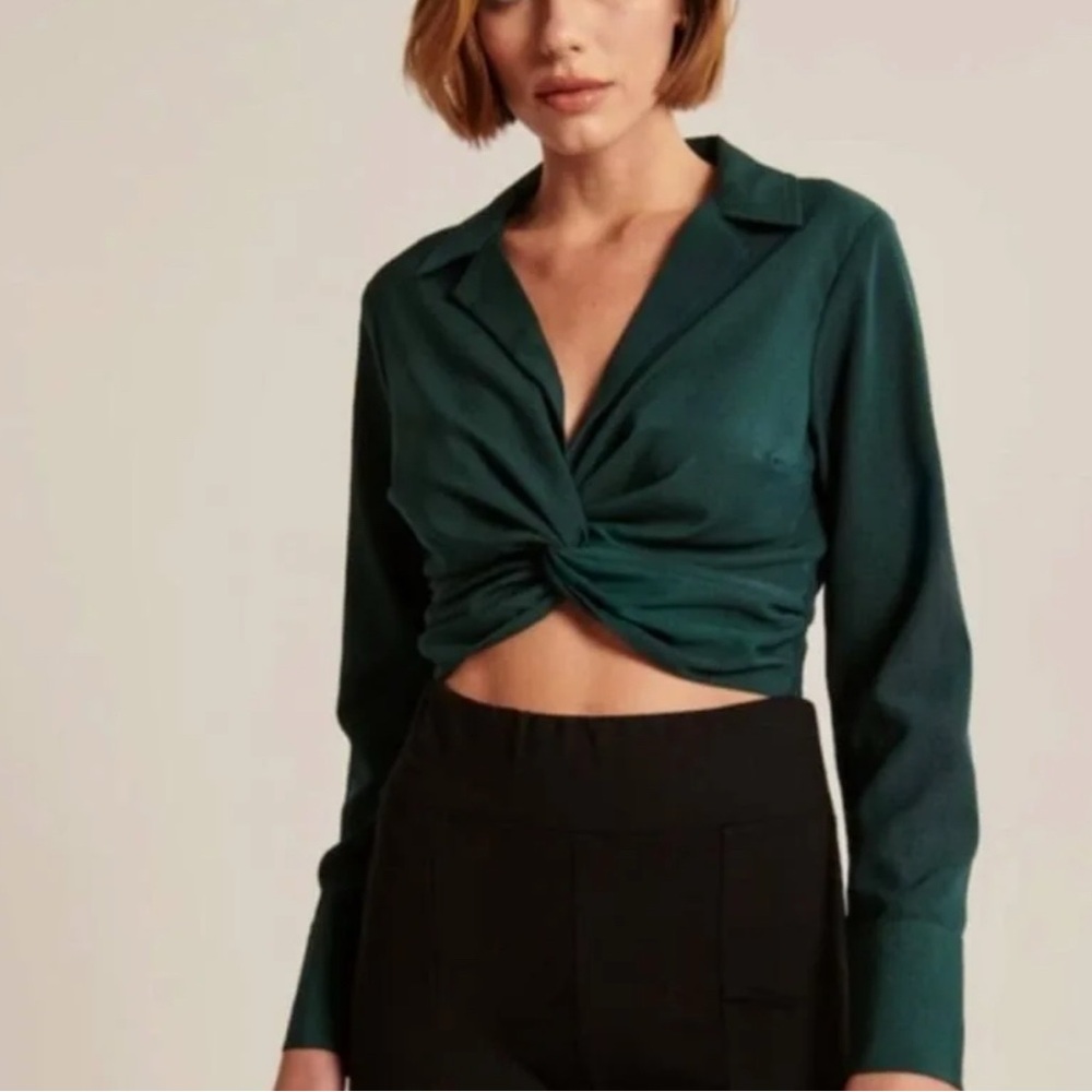 A&F Long Sleeve Twist-Front Top